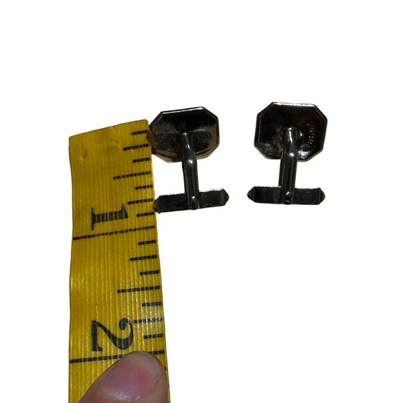 Vintage Grey Mother of Pearl Cuff Links from Swank - Picture 7 of 7